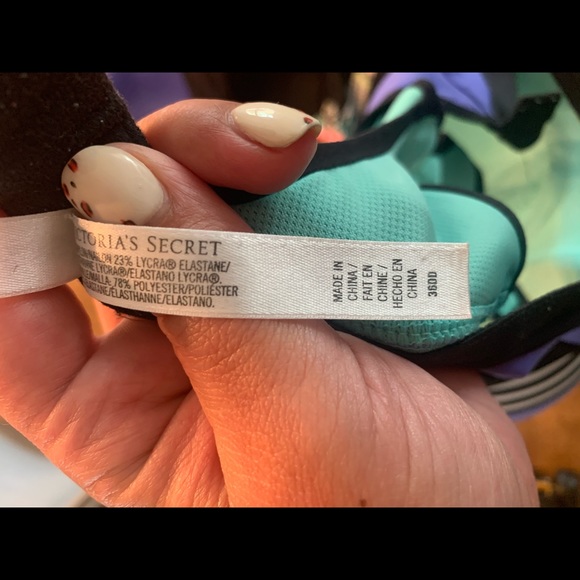 Victoria’s Secret sports bras - Picture 3 of 3